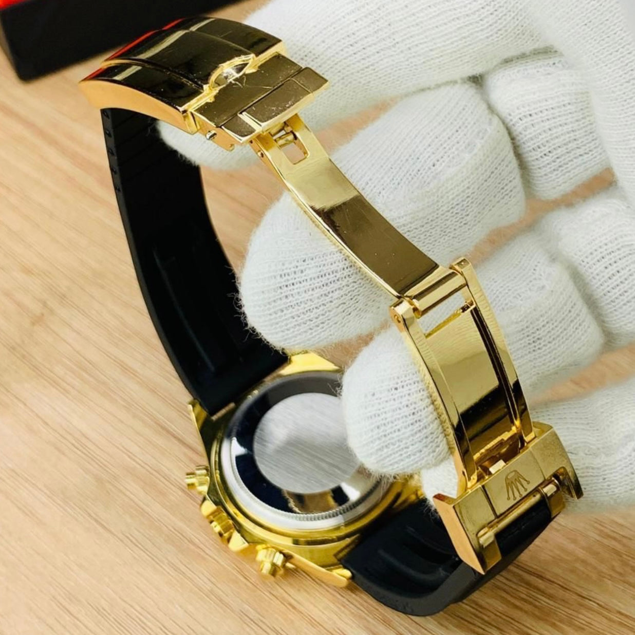 Rolex Cosmograph Daytona Eye of the Tiger 40mm Yellow Gold Oysterflex